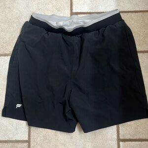 Men’s running shorts
